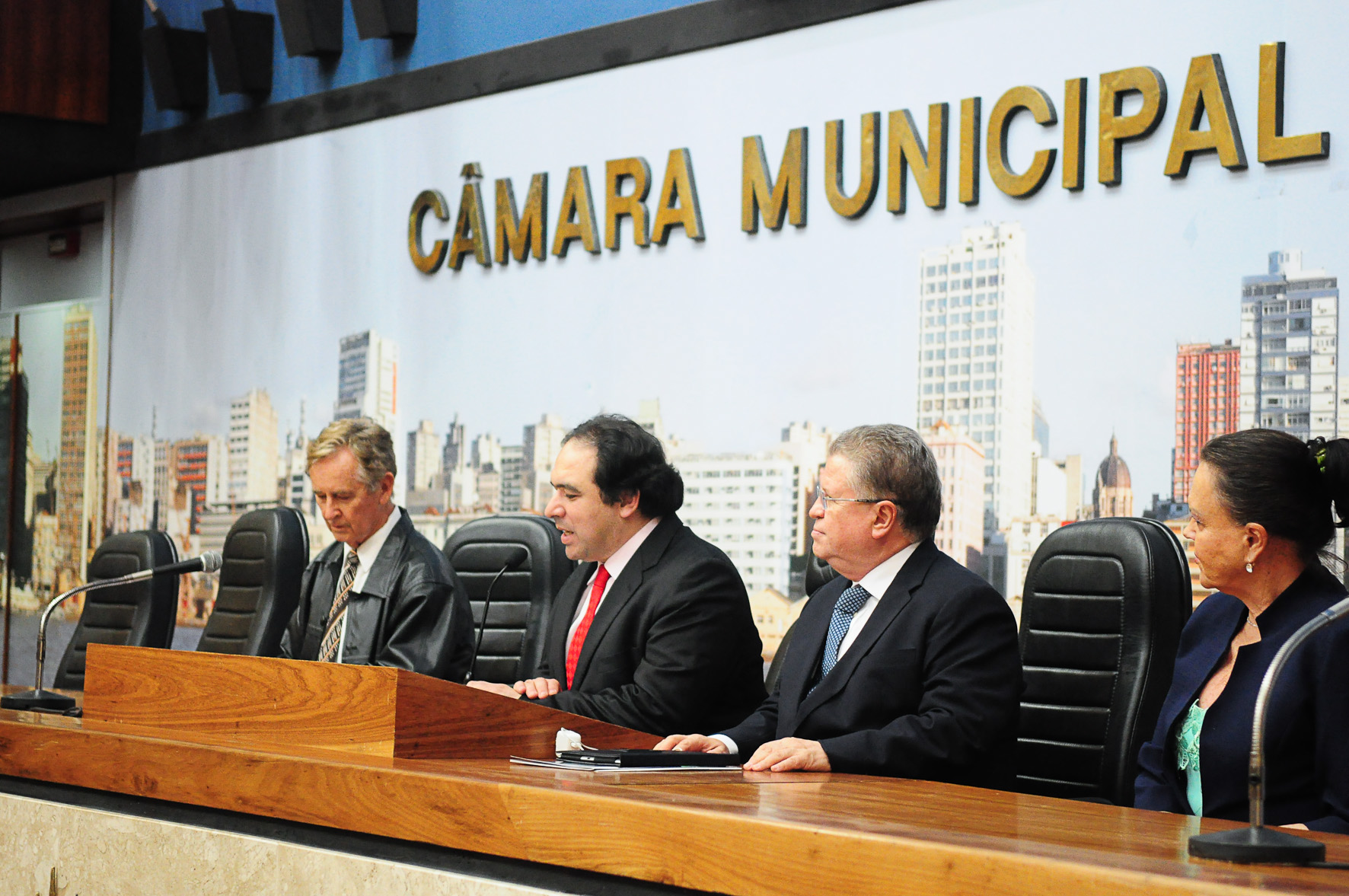 01 de_Agosto_-__palestra_do_Dr._Fernando_Lucchese_O_Valor_da_Vida_foto_Vicente_Carcuchinski_4