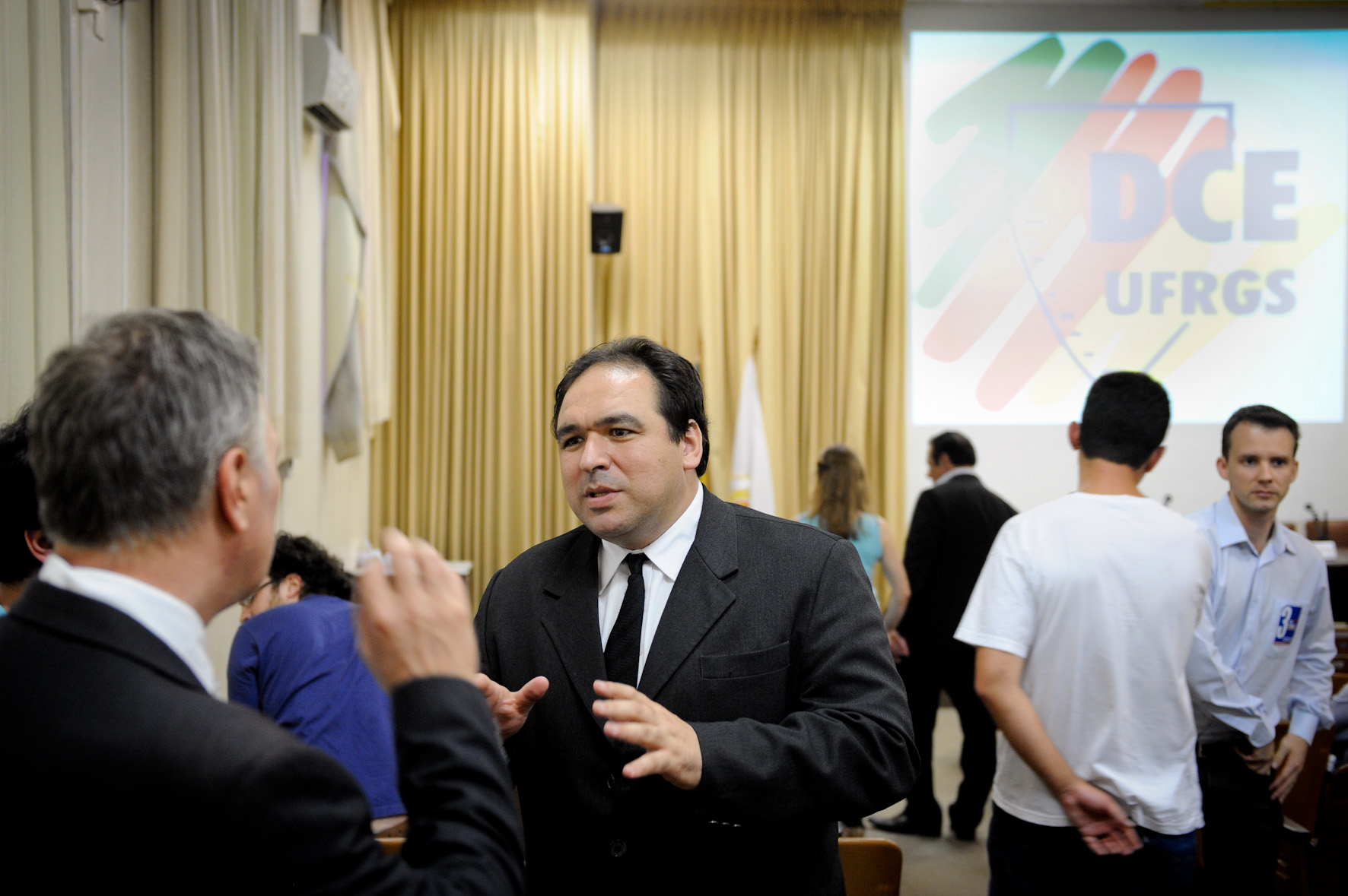 13 de_Dezembro_-_posse_da_nova_diretoria_do_DCE_da_UFRGS.foto_ederson_nunes_1_