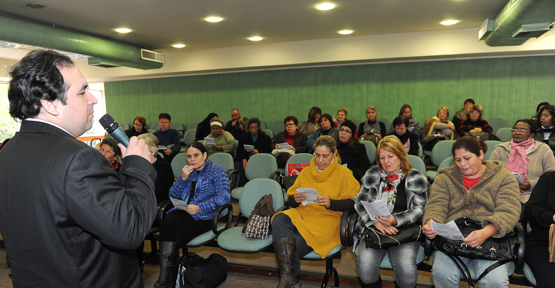 18 de_Junho_-_Palestra_sobre_a_sade_da_mulher__foto_tonico_alvares_3