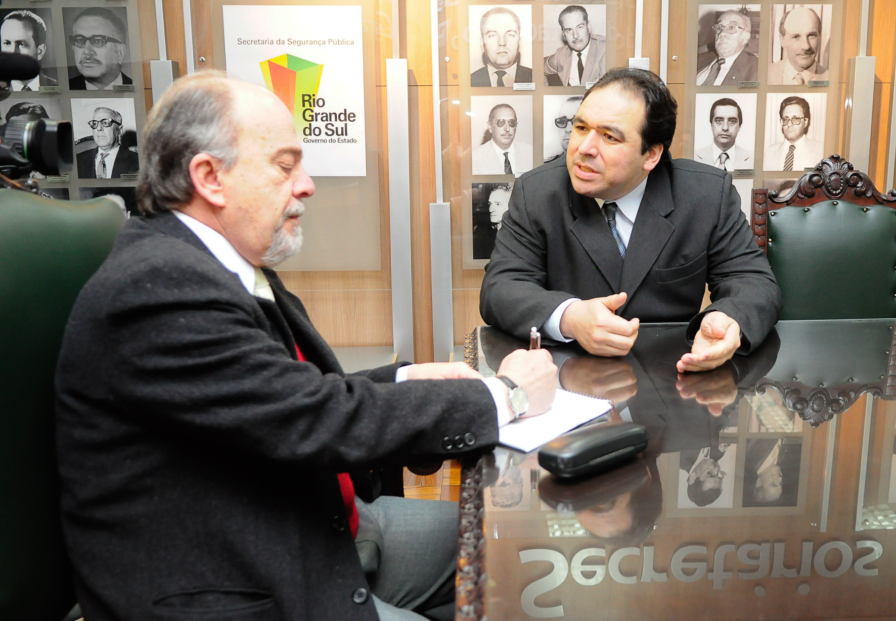 24 de_Setembro_-_Reunio_do_presidente_da_Cmara_de_Vereadores_Dr._Thiago_Duarte_com_o_secretrio_Estadual_de_Segurana_Pblica_Airton_Michels_foto_francielle_caetano_1